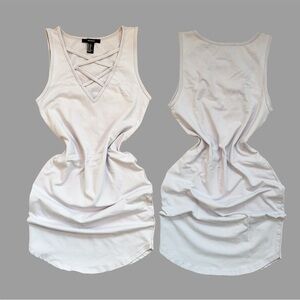 Little body con dress with cut out front detail, light purple size XS